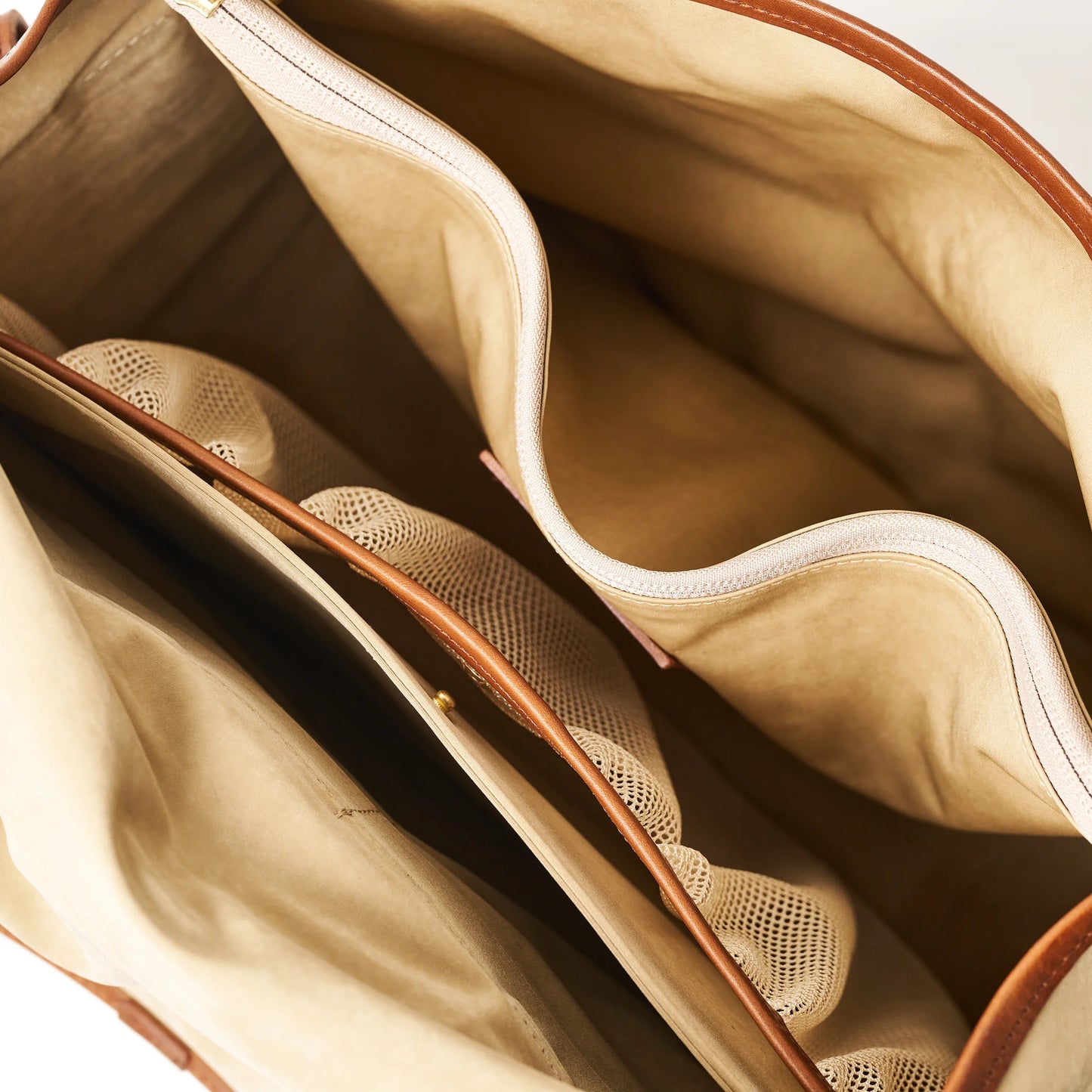 Released on March 14  / 3.14(土) 正午店頭販売 SATCHEL BAG LARGE  (BEIGE)