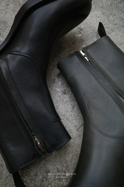 Released on February 21  / 2.21(土) 正午店頭販売 GLEANERS ZIP (GRAY GUIDI CALF)