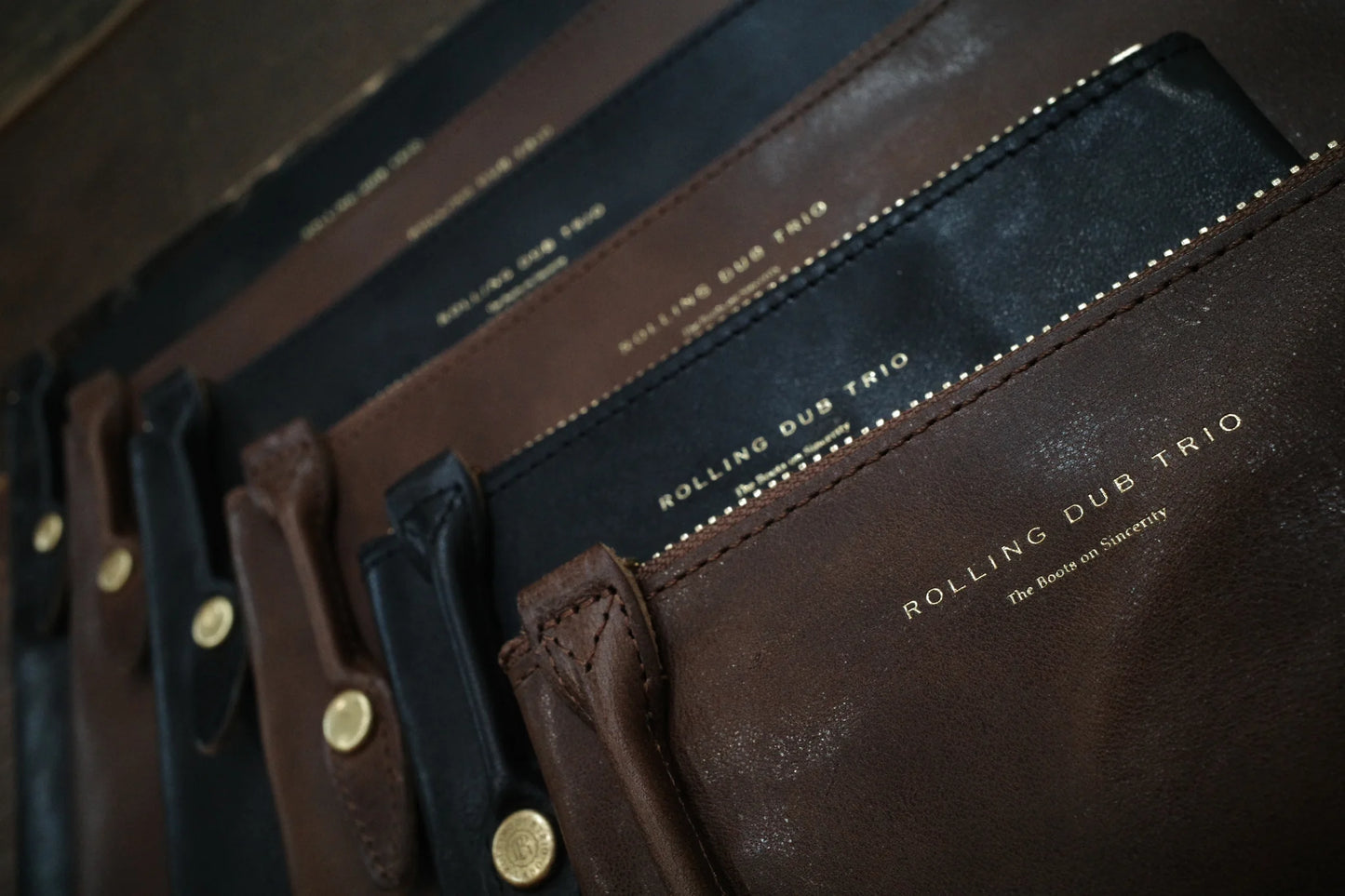 SQUARE ZIP & SNAP POUCH (S) –BROWN LEATHER